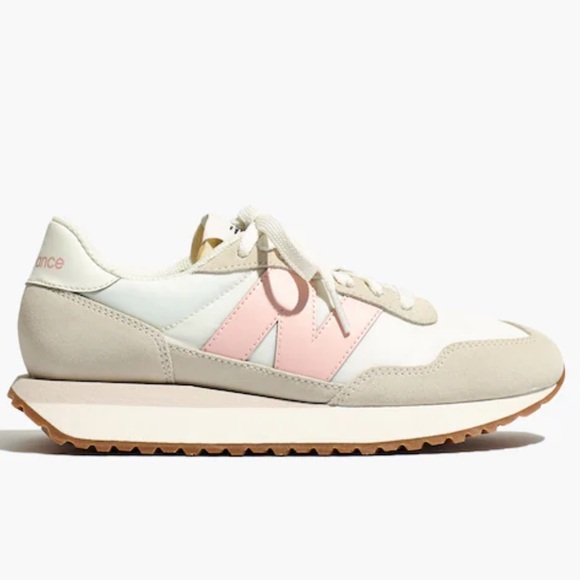 New Balance Shoes - New Balance 237 Sneakers in Sea Salt/Pink Haze Futures